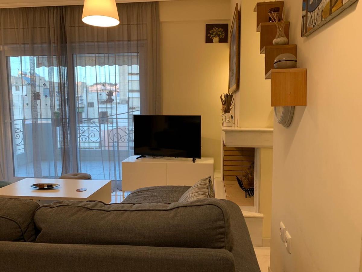 New Luxury Apartment In Central Suburb Of Афины Экстерьер фото